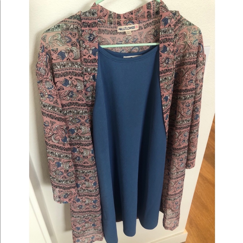 Summer dress with patterned duster